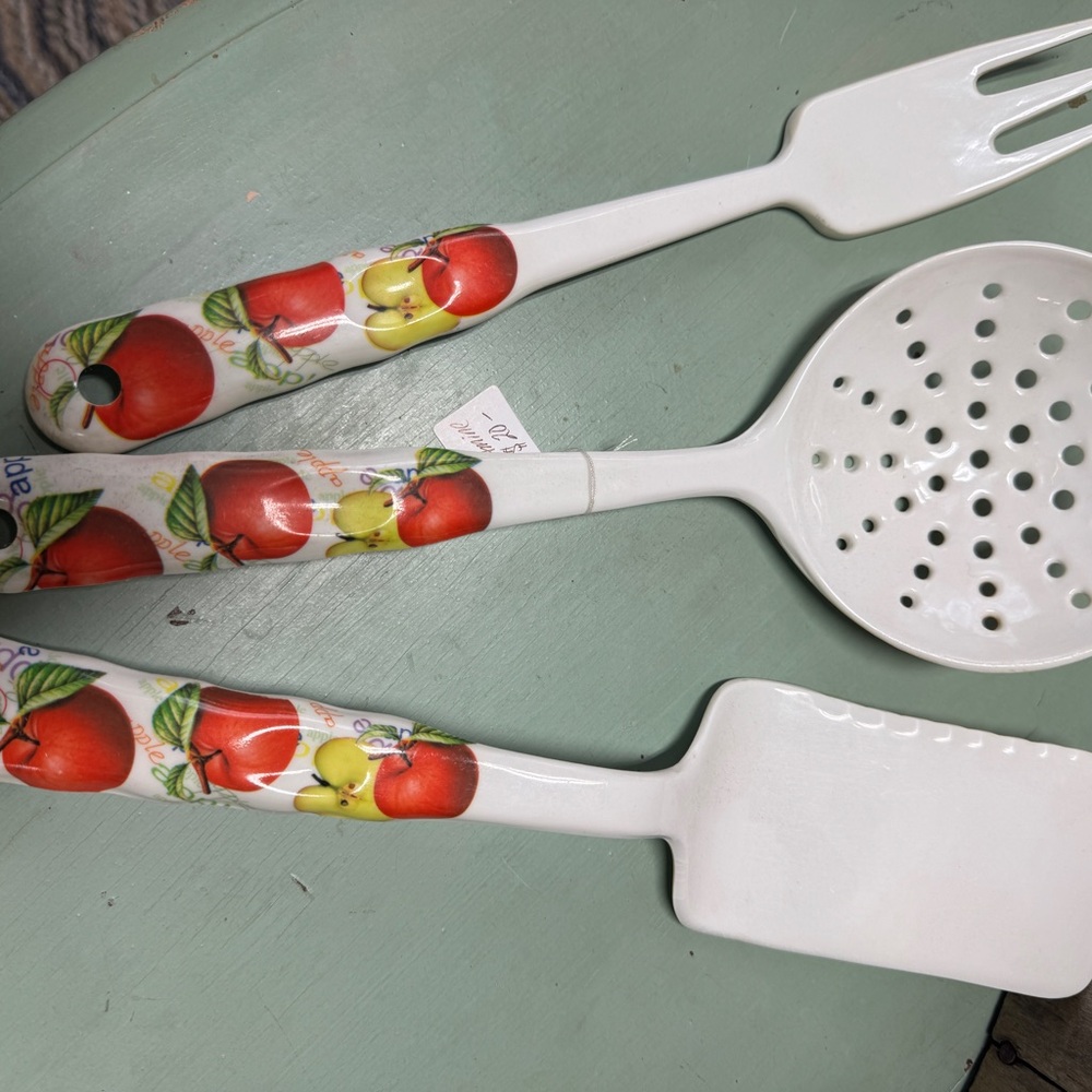 Apple Pattern Melamine ware Kitchen Utensil Set